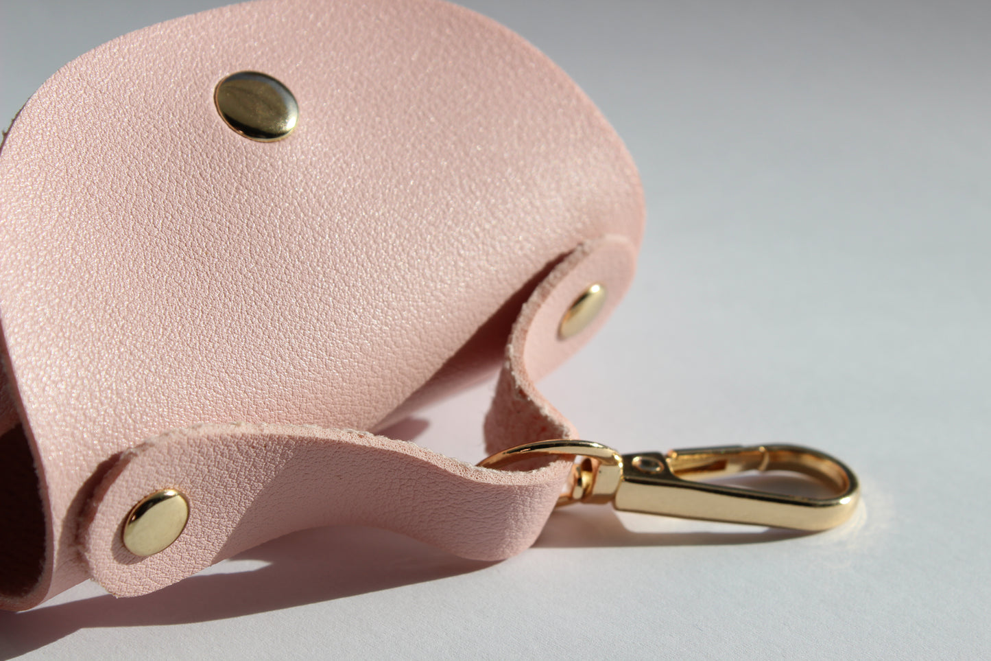 Vegan leather 
Poop bag holder - baby pink